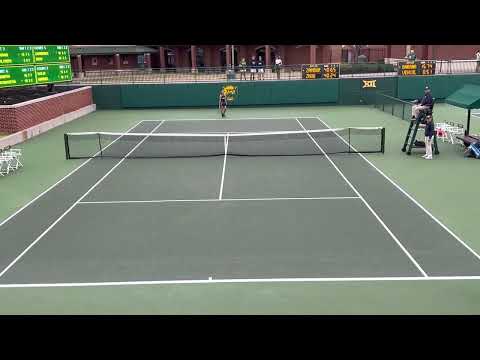 Ana Carmen Zamburek gets singles win over North Texas