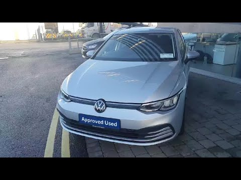 Volkswagen Golf 1.0 TSI 110HP Life - Image 2