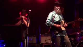 The Heeby Gee Bees and Lazer Lloyd at TARBUTA- Moroccan Woman