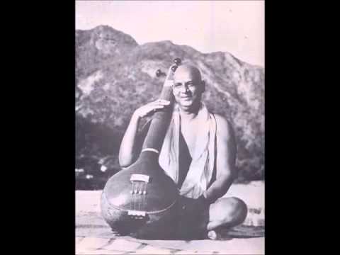 SWAMI SIVANANDA CHANTING JAYA GANESHA