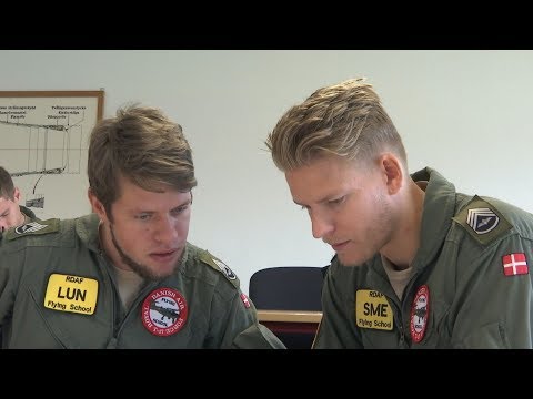 Piloteleverne - Top Gun på Dansk Grund (7:8)