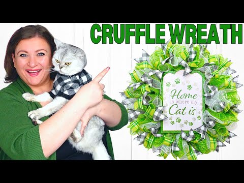 How to make an Easy Cruffle or Woodland Ruffle Pet Cat Deco Mesh Wreath
