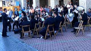 preview picture of video 'banda municipal de musica de bembibre interpretando LA ENTRADA'