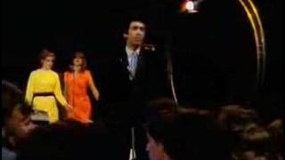 Jona Lewie - You&#39;ll Always Find Me In The Kitchen At Parties