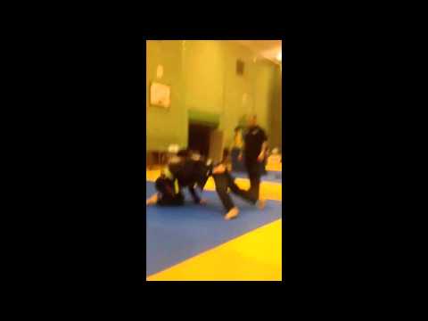 Mabast Hussein  v.s. Martyn Morrison (SD Martial Arts)