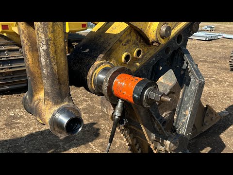 No excavator is Safe! Fast and Easy Pin/Bushing Swap