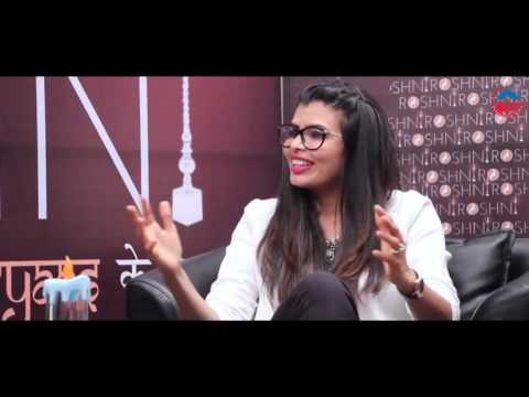 download lagu mp3 mp4 Roshni Merchant, download lagu Roshni Merchant gratis, unduh video klip Roshni Merchant