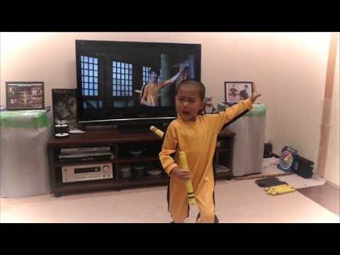 5-Year-old Incredibly Recreates Bruce Lee Kung Fu Moves