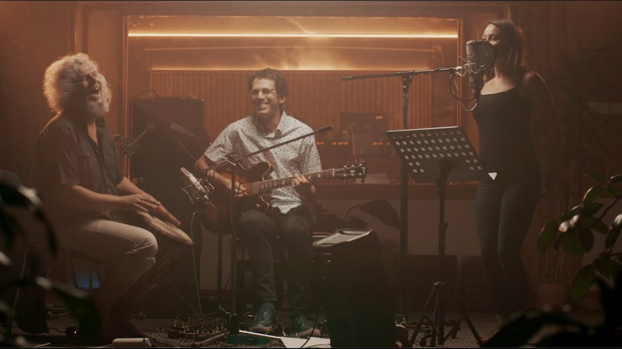 Marta Kloučková & David Dorůžka & Milan Cimfe - Dreamland (Joni Mitchell cover)