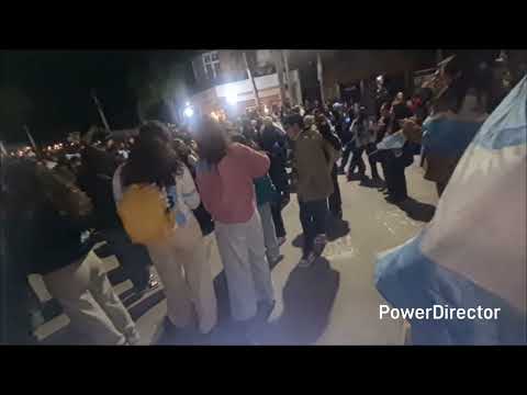Libertador San Martín entre ríos celebrando la victoria de Argentina con un 3 a 1 contra Suiza