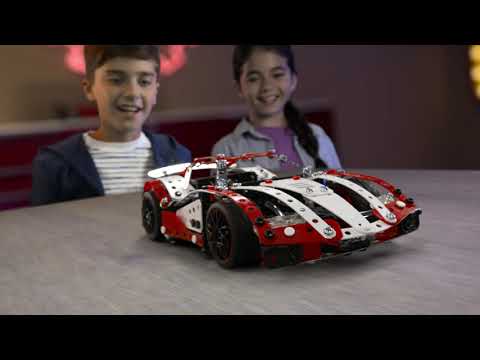 Meccano 25-in-1 Motorized Supercar STEM Model Building Kit - Smyths Toys