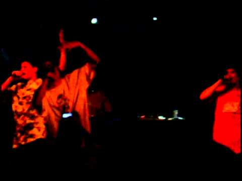 3 REAIS AGUA MOLE PEDRA DURA