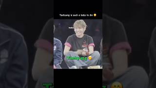 Download lagu Taehyung is such a baby to Jin 🤭 #shorts #bts #jin #taehyung #taejin mp3