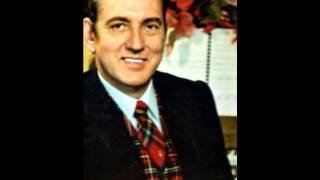 Video thumbnail for Paul Mickelson at the Robert Morton Pipe Organ - Because He Lives by mak090974