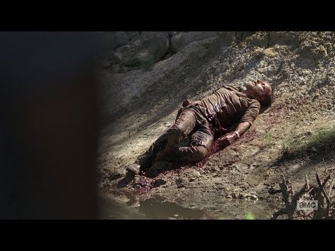 The Walking Dead 9x05 - Rick is Taken Away by Helicopter