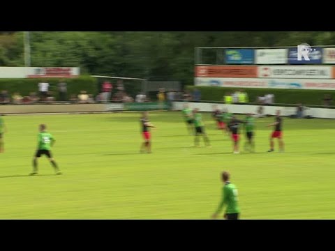 Carlo de Reuver maakt de enige goal tegen Capelle