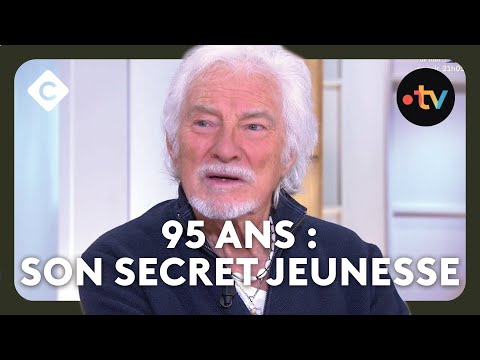 Hugues Aufray, the eternally young man