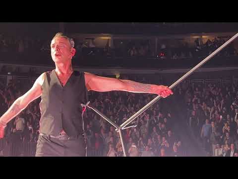 Depeche Mode - Personal Jesus (Live) 4K
