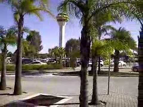 RoominAsia.com Travel Video - Perth International Airport