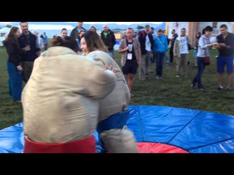 tricotMOVIE 7月号 '14 in Europe