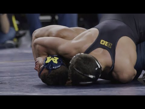 Wrestling: Iowa 27, Michigan 9
