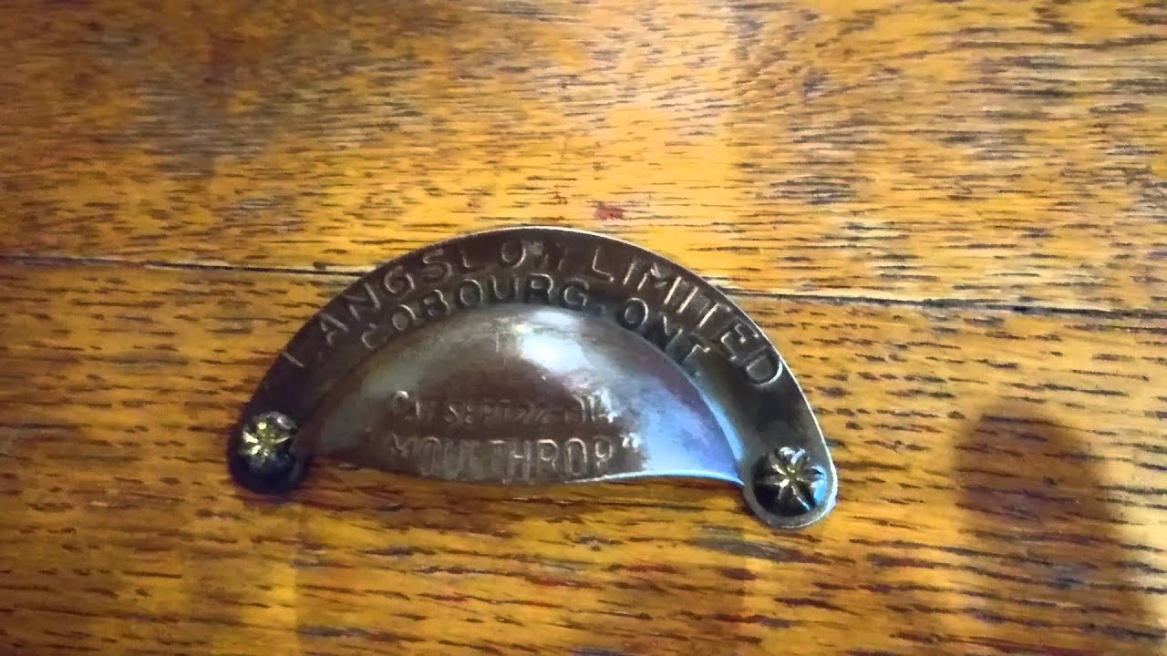 Antique school desk:childs antique desk