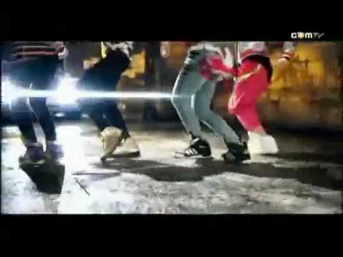 SUPER JUNIOR ft. 2NE1 DANCE CHANGE's HYUNA ft. JUNHYUNG