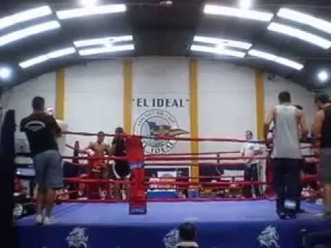 Ezequiel Fernandez vs Ezequiel Acevedo, Combate de Kickboxing semipro