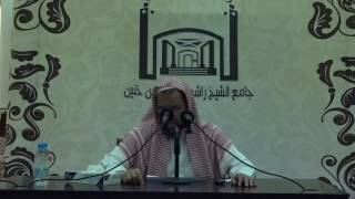 صورة قاعدة كل لباس أفضى إلى انكشاف العورة فمحرم شرعاً