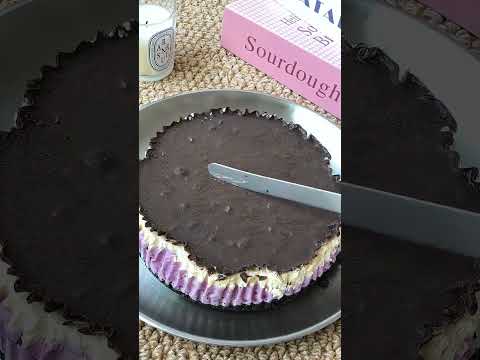 Chocolate Cake ASMR | #chocolateeating#cakeasmr#asmrchocolate #eatingnoises #mgfoodandmukbang