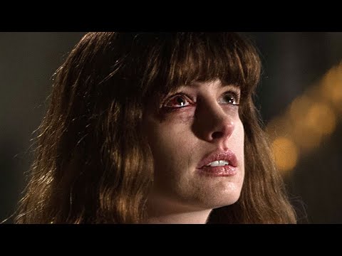 Моя Девушка – Монстр (Пьяная Годзилла с Энн Хэтэуэй) - YouTube
