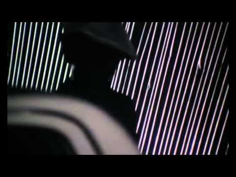 Videoclip de Death of a Rude Boy — Madness