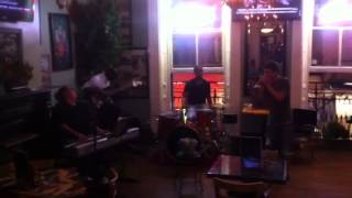 Live On Bourbon Street - Michael Liuzza & Cafe au Lait 