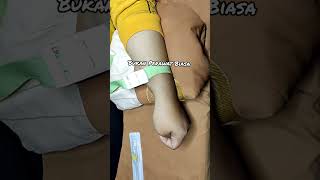 Download lagu cara pasang infus di tangan gemuk mp3 Download lagu cara pasang infus di tangan gemuk mp3