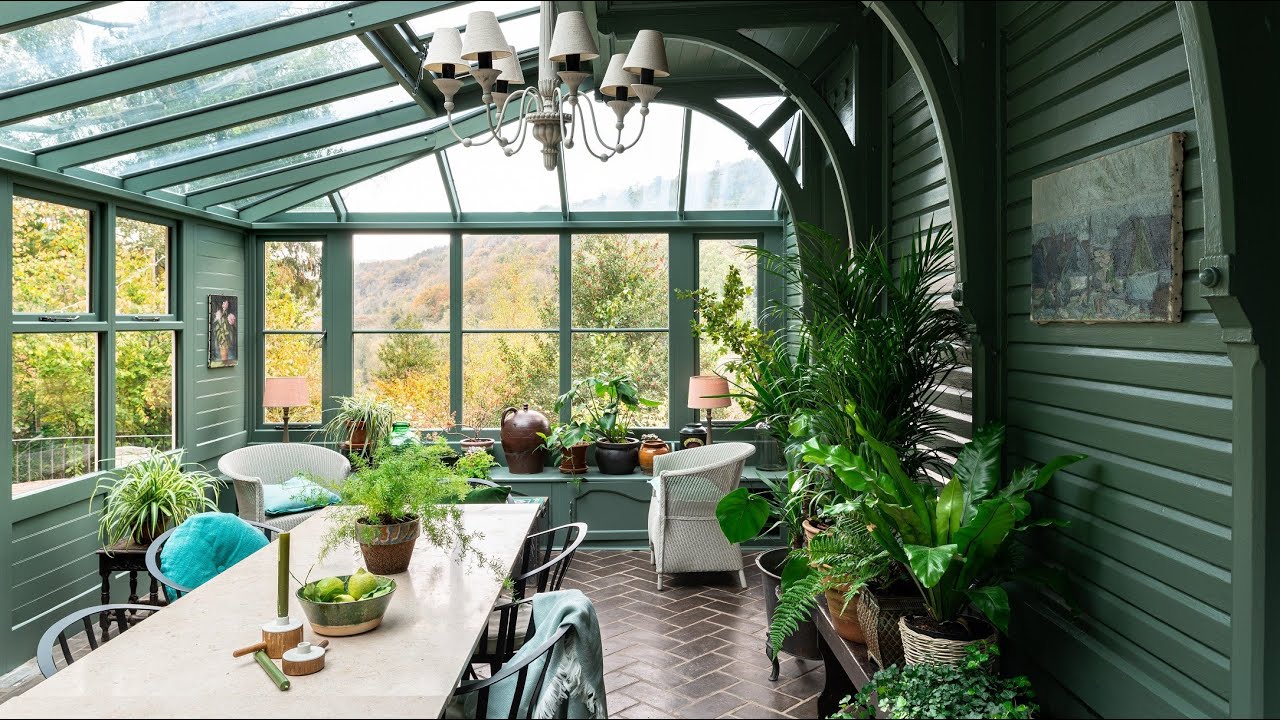 A Herefordshire Chalet Transformed By Colour Consultancy | Farrow and Ball