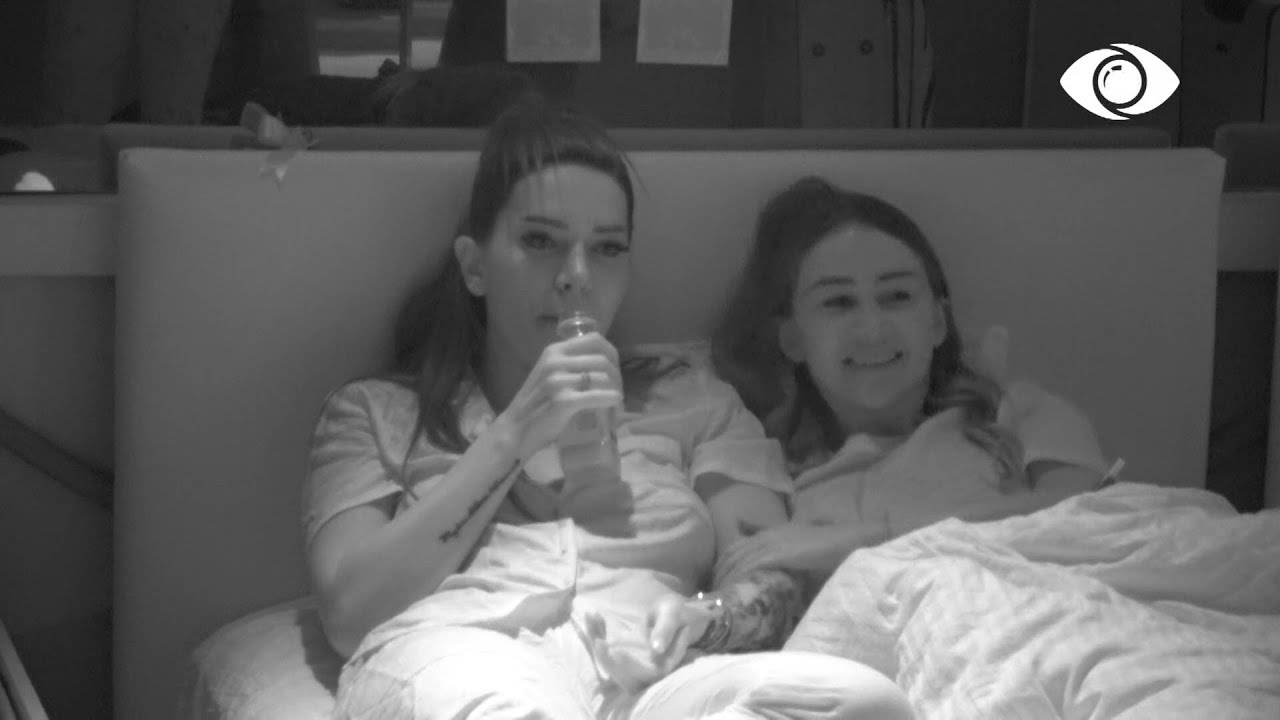 Kiara bisedon me Efin: Hajde i nxjerrim të gjithë jashtë!