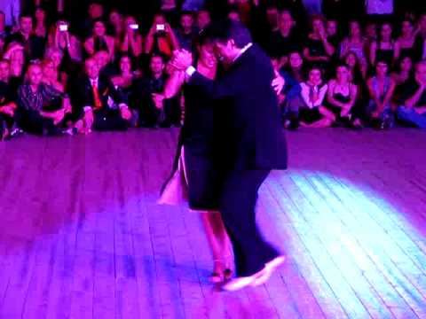  Corina de la Rosa  and  Julio Balmaceda  are  dancing  to  the  candombe  "  Morena Pilar  "