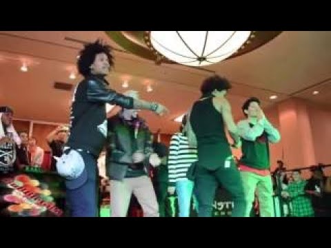 Laurent vs. Larry - Two perspectives cut mel gibson movies