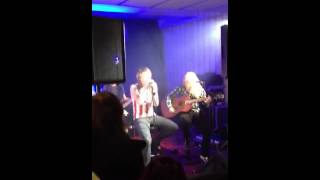 Rockwalli-Huomenta isänmaa