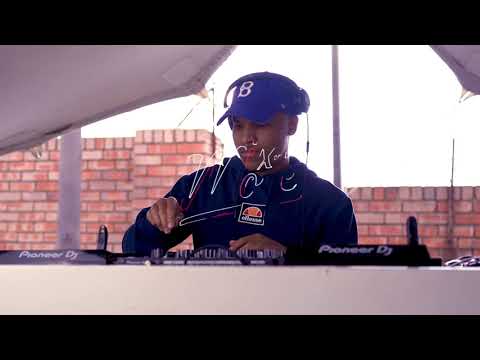 House music and more house music with Bazy B #MixOnTheMove