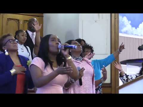 "King of Glory" -  Pheonecia Wiggins & The Voices of Macedonia