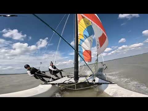 Champagner-Segeln mit dem Hobie15 der Segelschule Neusiedl
