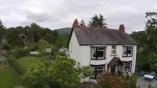 preview picture of video 'Sunday Morning in Llanrhaeadr'