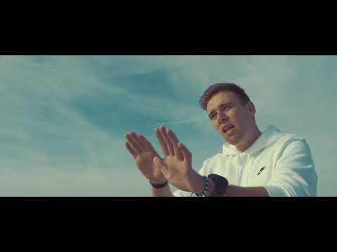 RONNIE X CURTA - LÉGY SZABAD