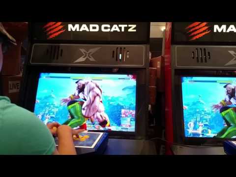 SFV at SCR 2015: Another Laura Clip
