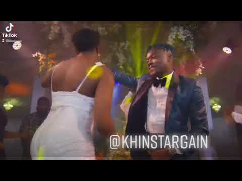 Kwesi Arthur ft Camidoh dance with you