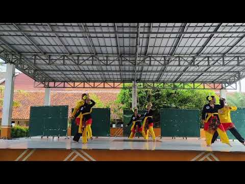 Tari Rendeng Bojong XI Matematika Sains 1/1 SMAN 1 Cikarang Utara#taritradisional #jaipong #ujian