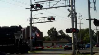 preview picture of video 'Norfolk Southern Freight Train'