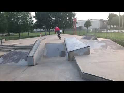 Bmx riding around local Tampa bay skate parks!