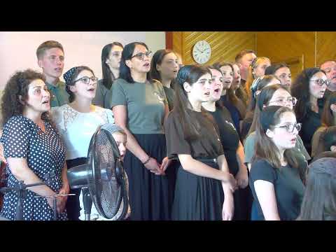 Grupul Coral Reunit - Alba...  Nu-i vremea de zidit în vale cămari și ziduri de adăpost.